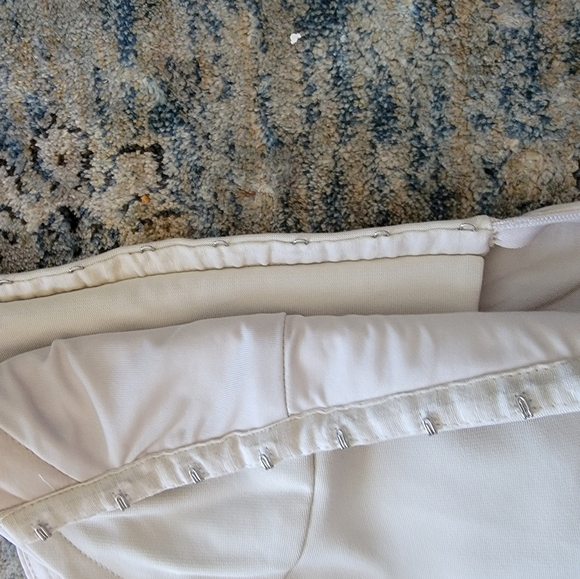 BCBG long dress - Picture 3 of 4